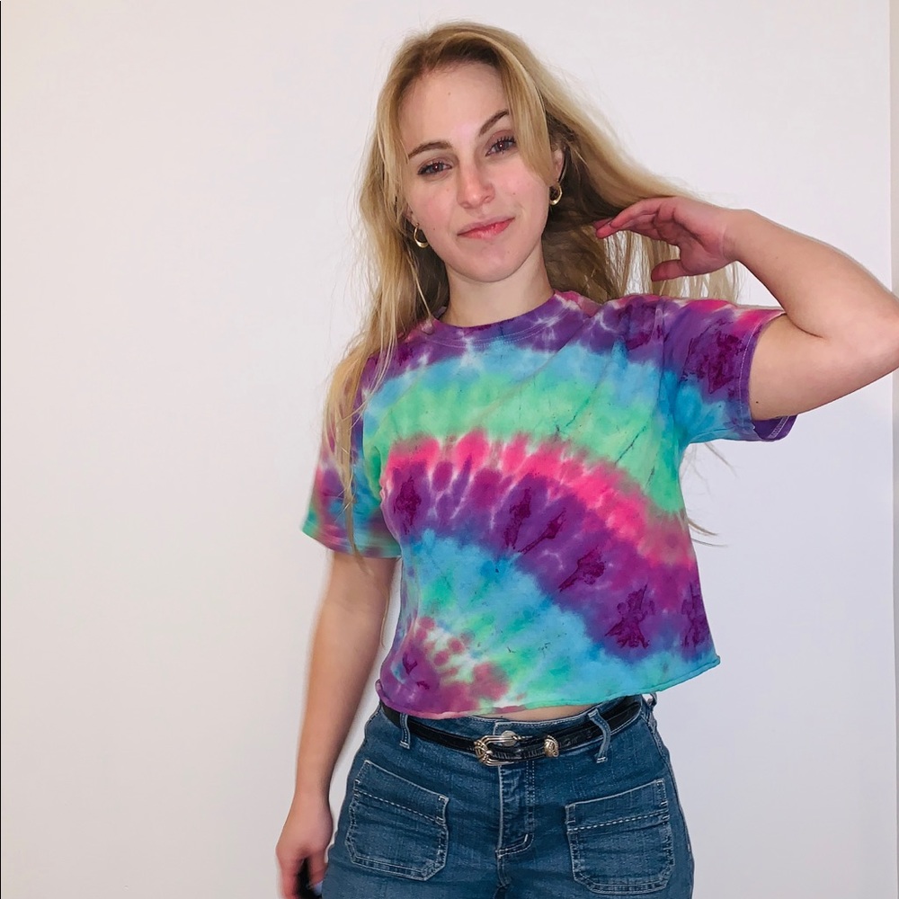 Gildan Tie Dye Cropped SS Tee